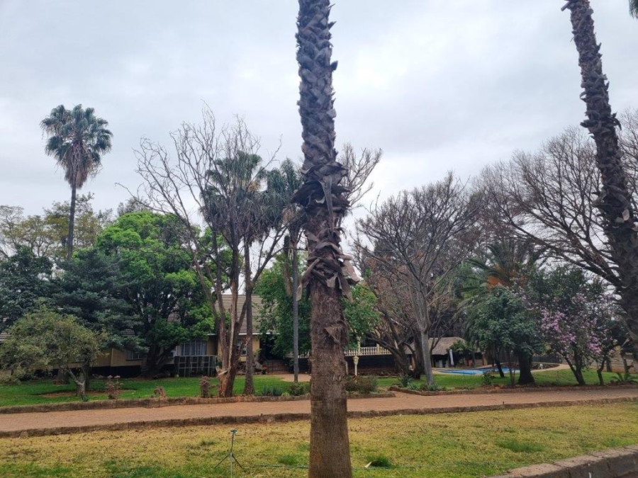 Commercial Property for Sale in Boschfontein A H North West